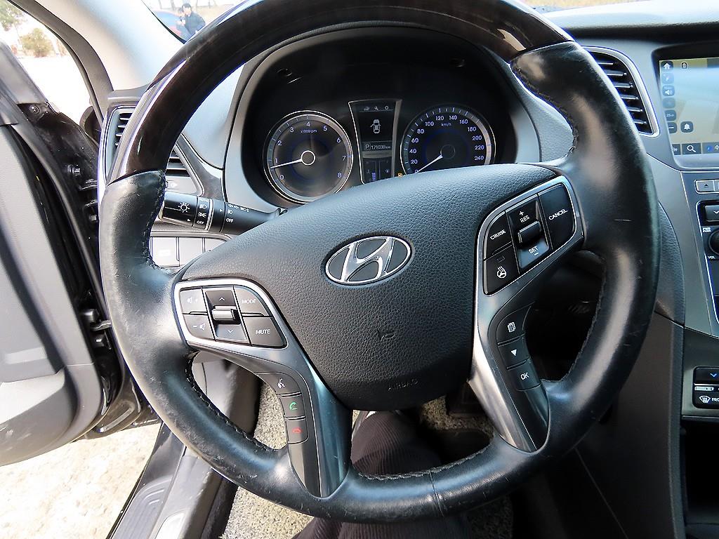 HYUNDAI Grandeur - Vista 8