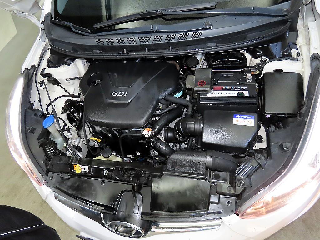 HYUNDAI Avante 2014 Blanco - Importación desde Corea - HF Imports Iquique - Foto 19