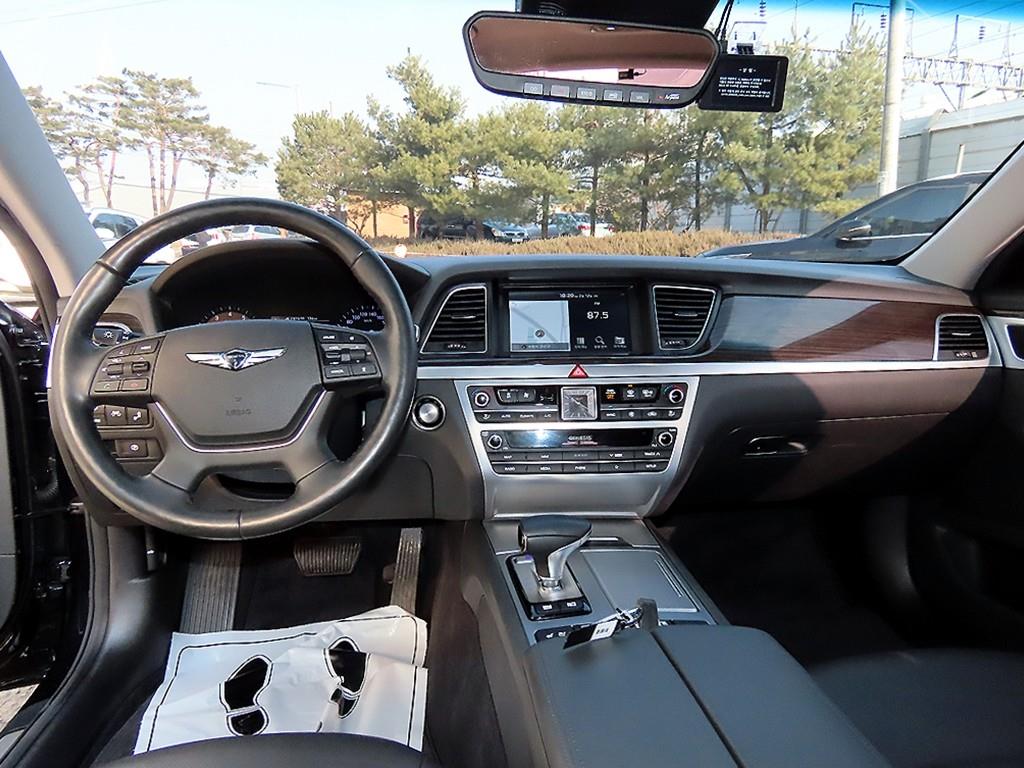 Genesis G80 - Vista 7