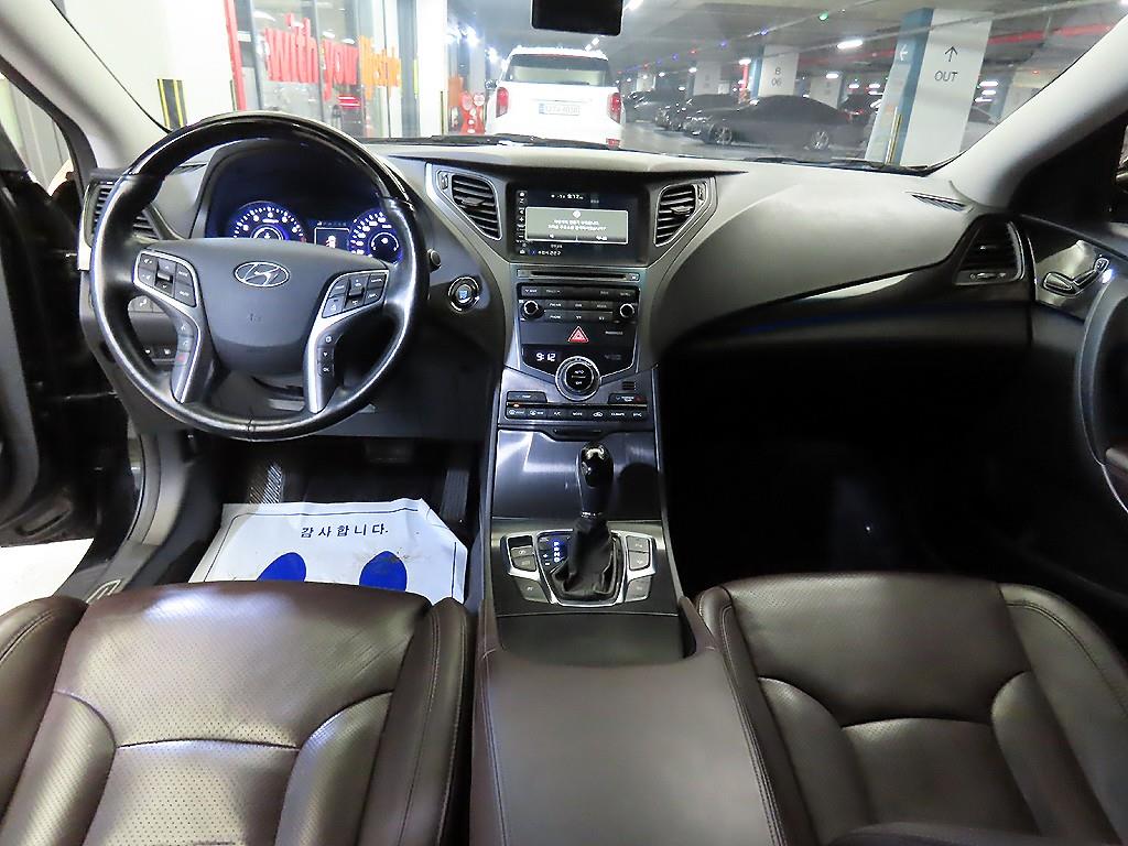 HYUNDAI Grandeur - Vista 10