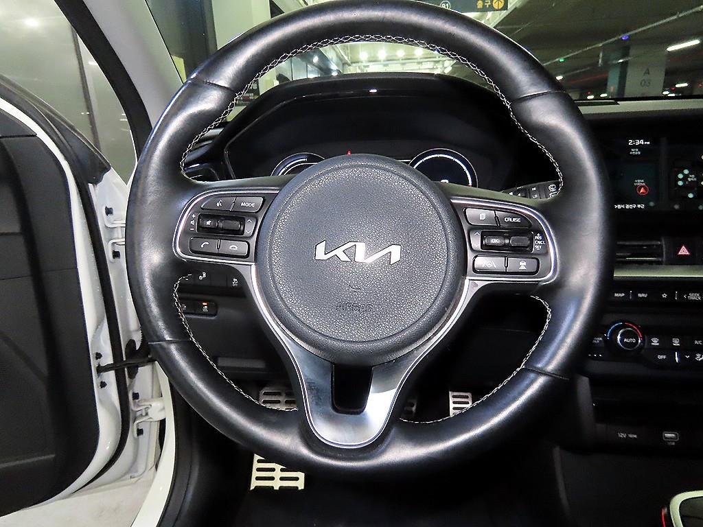 KIA Niro - Vista 8
