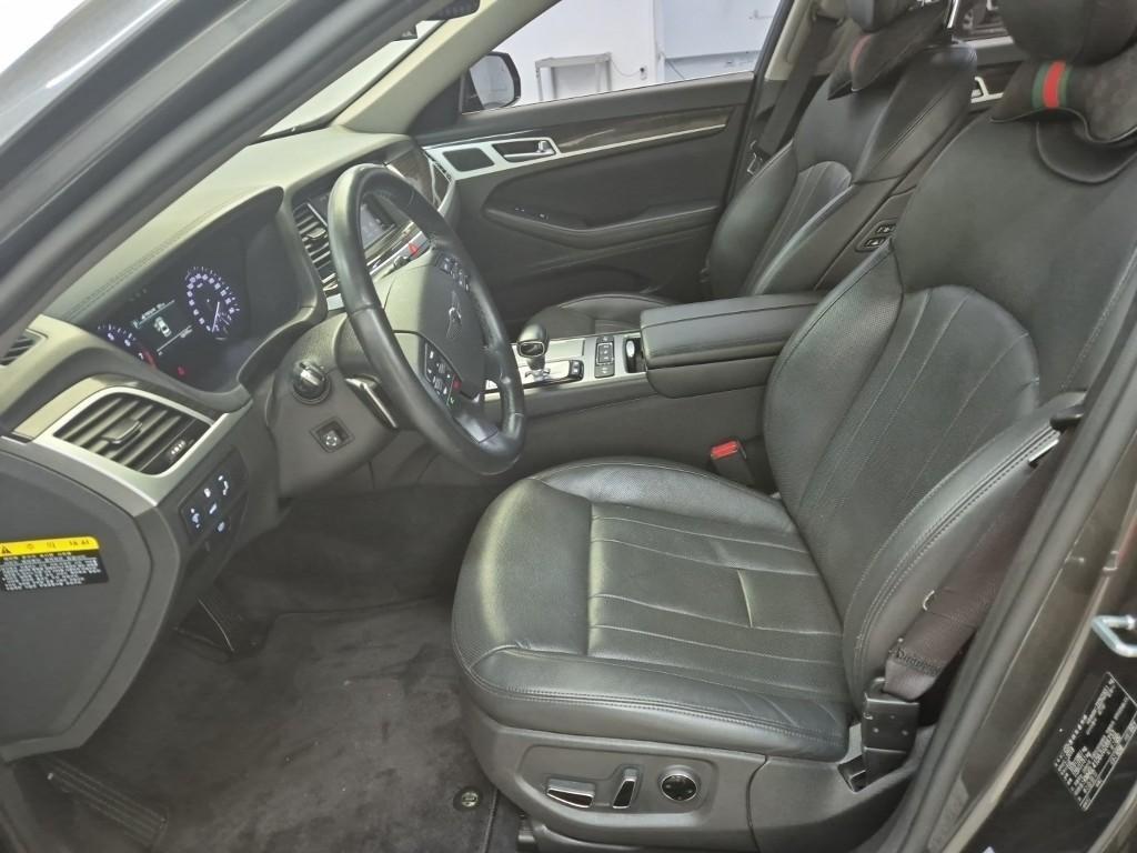 Genesis G80 - Vista 11