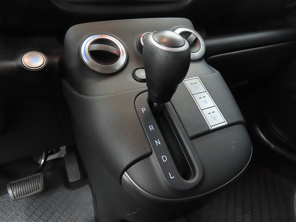 HYUNDAI Casper - Vista 11