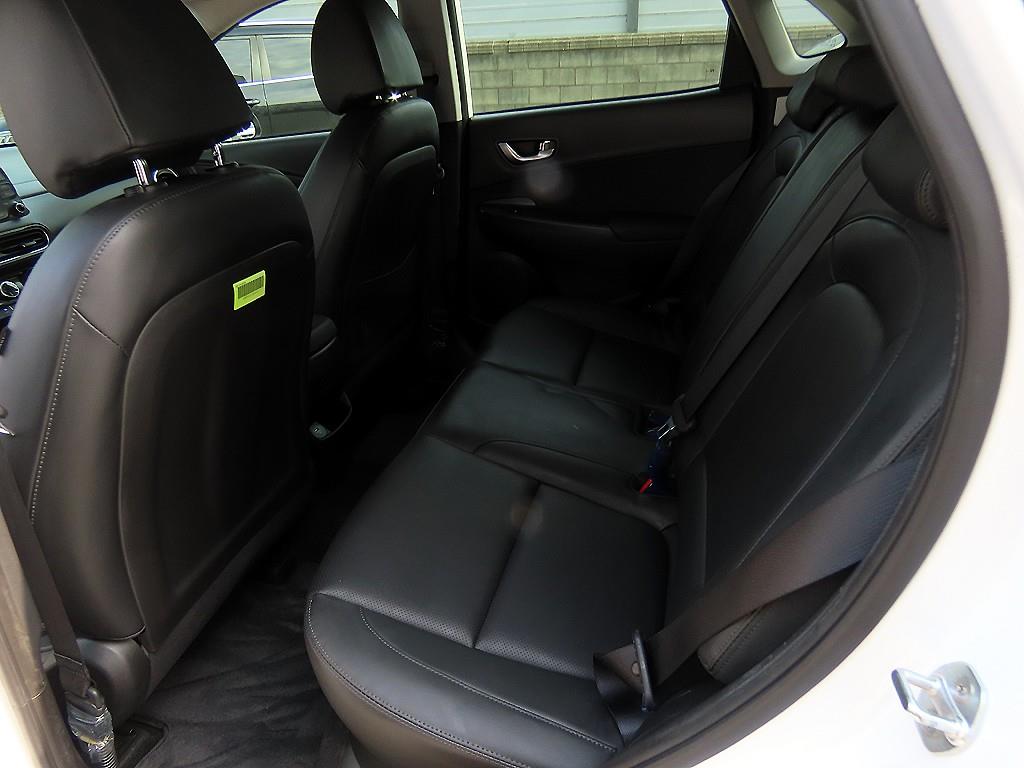 HYUNDAI Kona - Vista 6