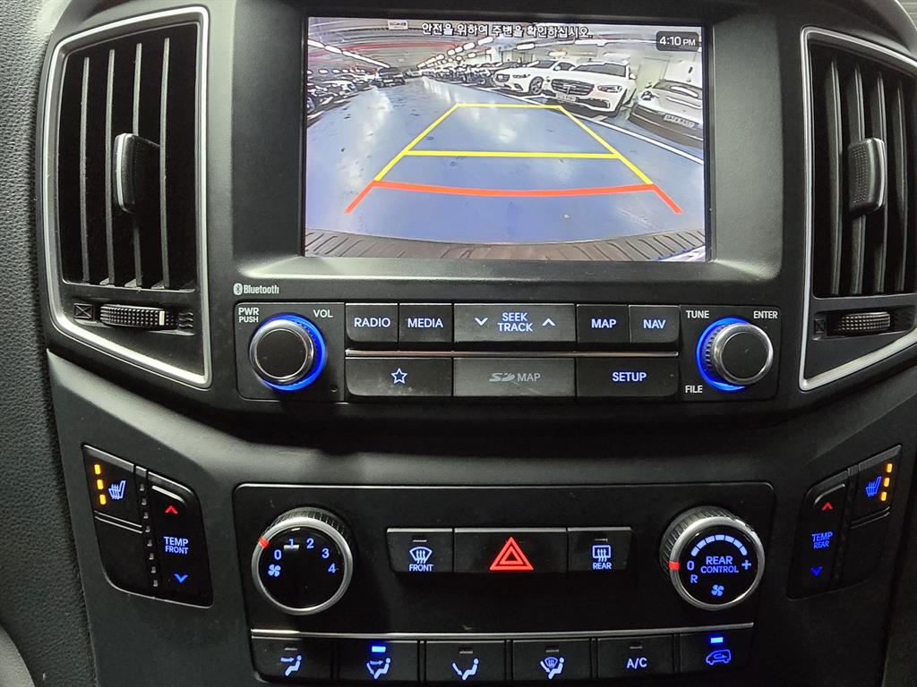 HYUNDAI Starex - Vista 12