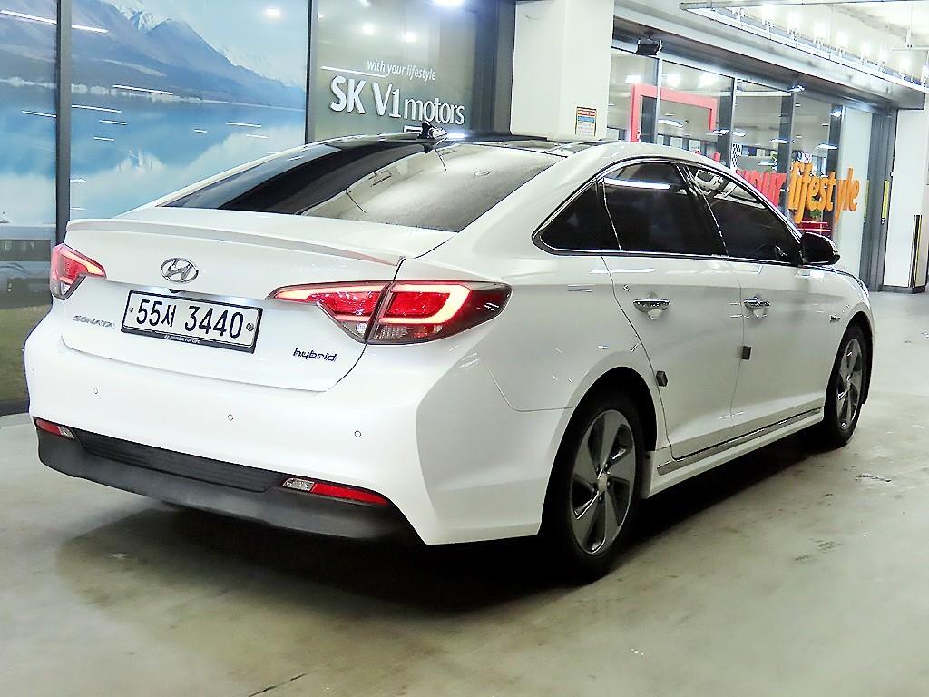 HYUNDAI Sonata - Vista 4
