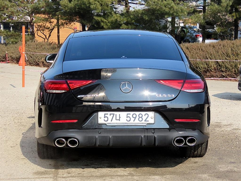 Mercedes Benz CLS Class - Vista 4