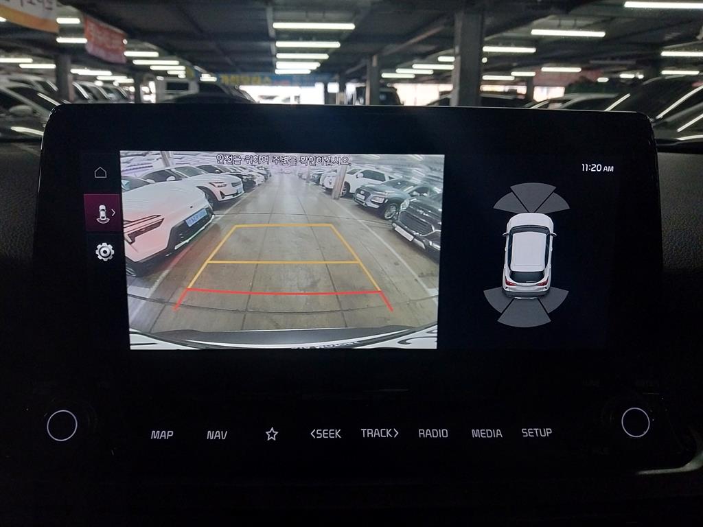 KIA Seltos - Vista 8