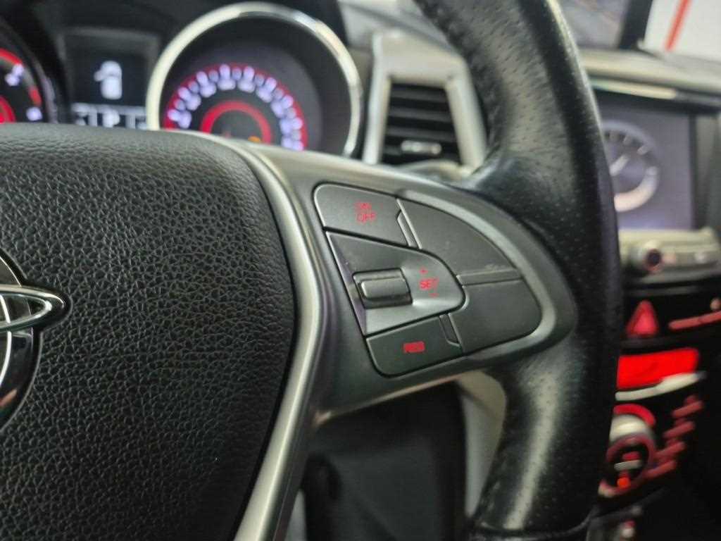 Ssangyong Tivoli 2016 Blanco - Importación desde Corea - HF Imports Iquique - Foto 15