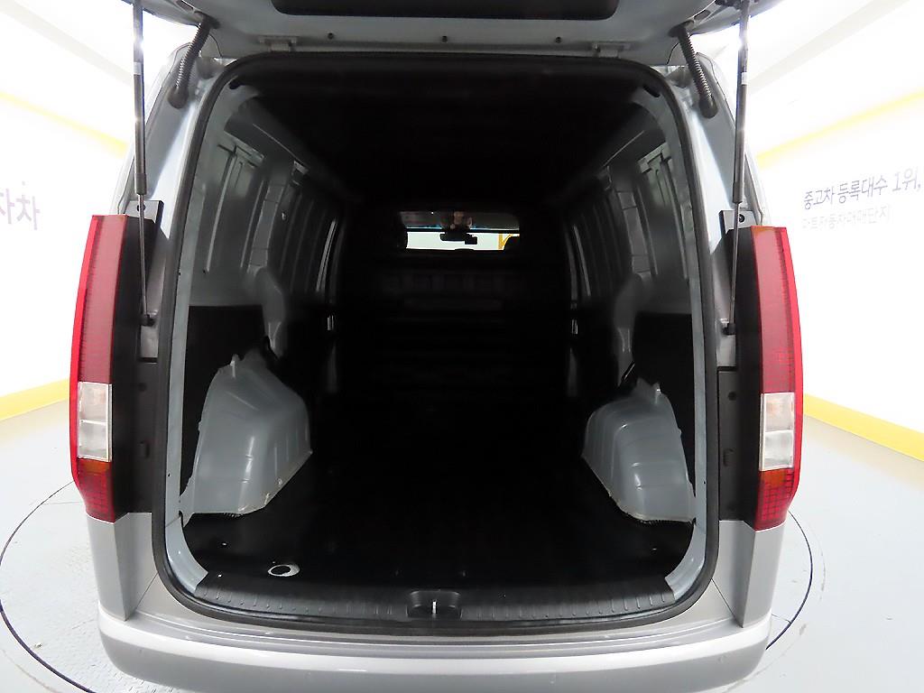 HYUNDAI Staria 2023 - Importación desde Corea - HF Imports Iquique - Foto 18