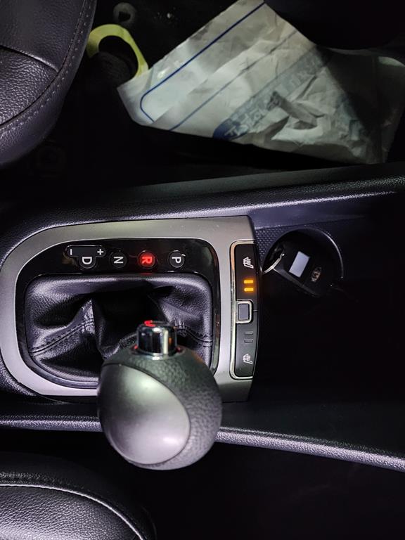 HYUNDAI Avante - Vista 12