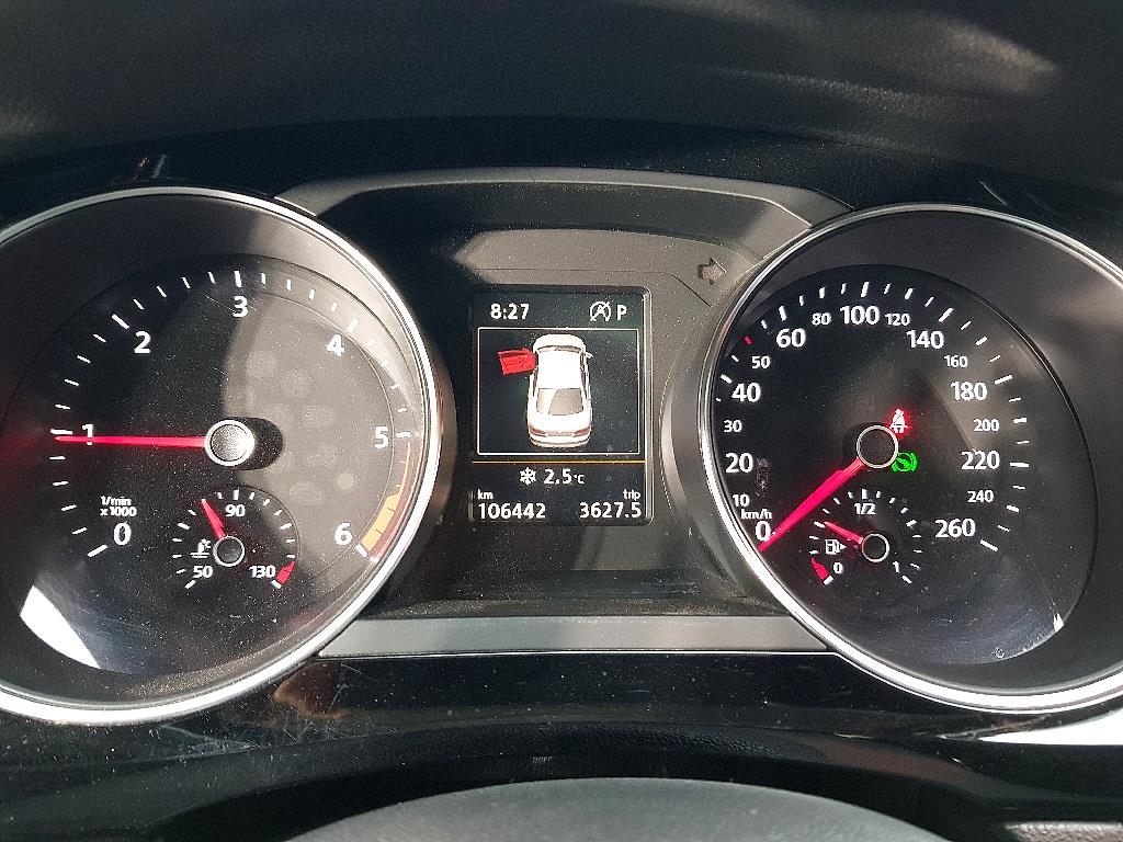 Volkswagen Jetta - Vista 7