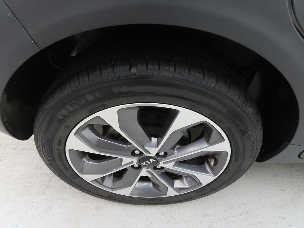 KIA Stonic 2020 Blanco - Importación desde Corea - HF Imports Iquique - Foto 20