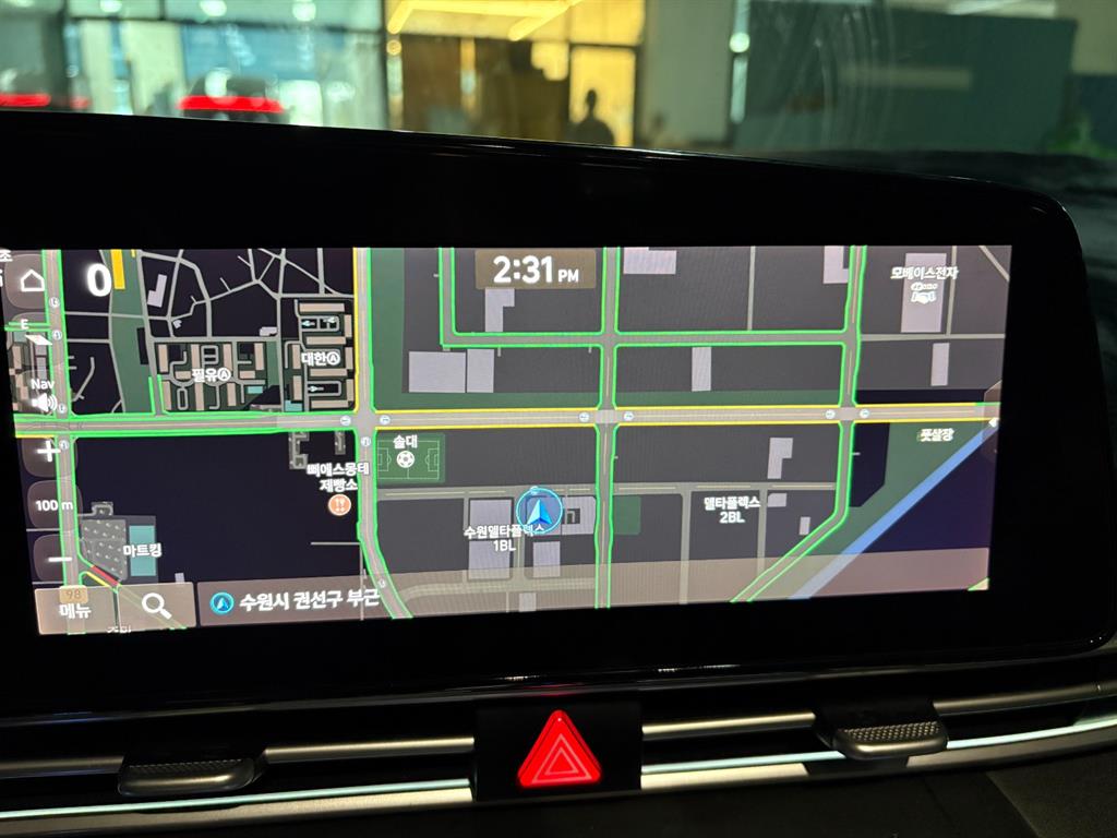 HYUNDAI Avante - Vista 11