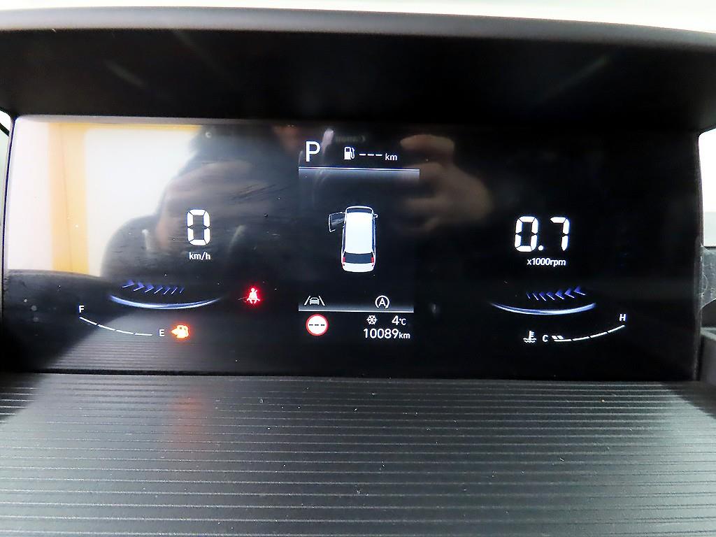 HYUNDAI Staria - Vista 8