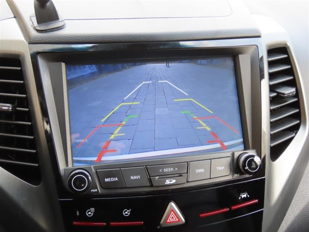 Ssangyong Tivoli 2018 Blanco - Importación desde Corea - HF Imports Iquique - Foto 9