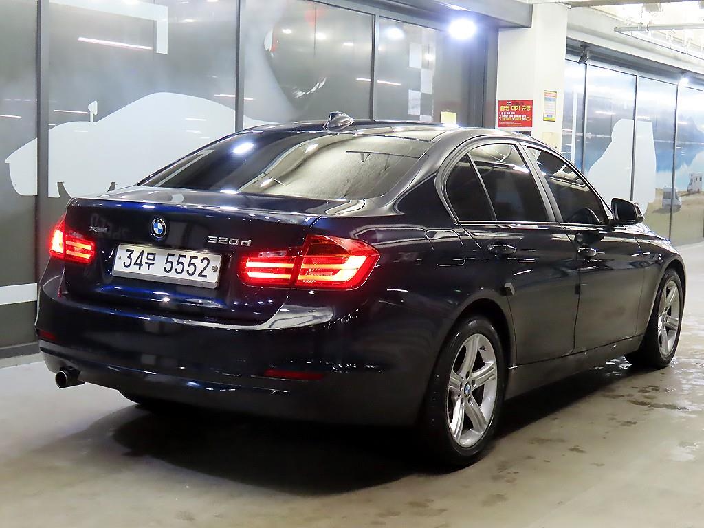 BMW 3 series - Vista 4