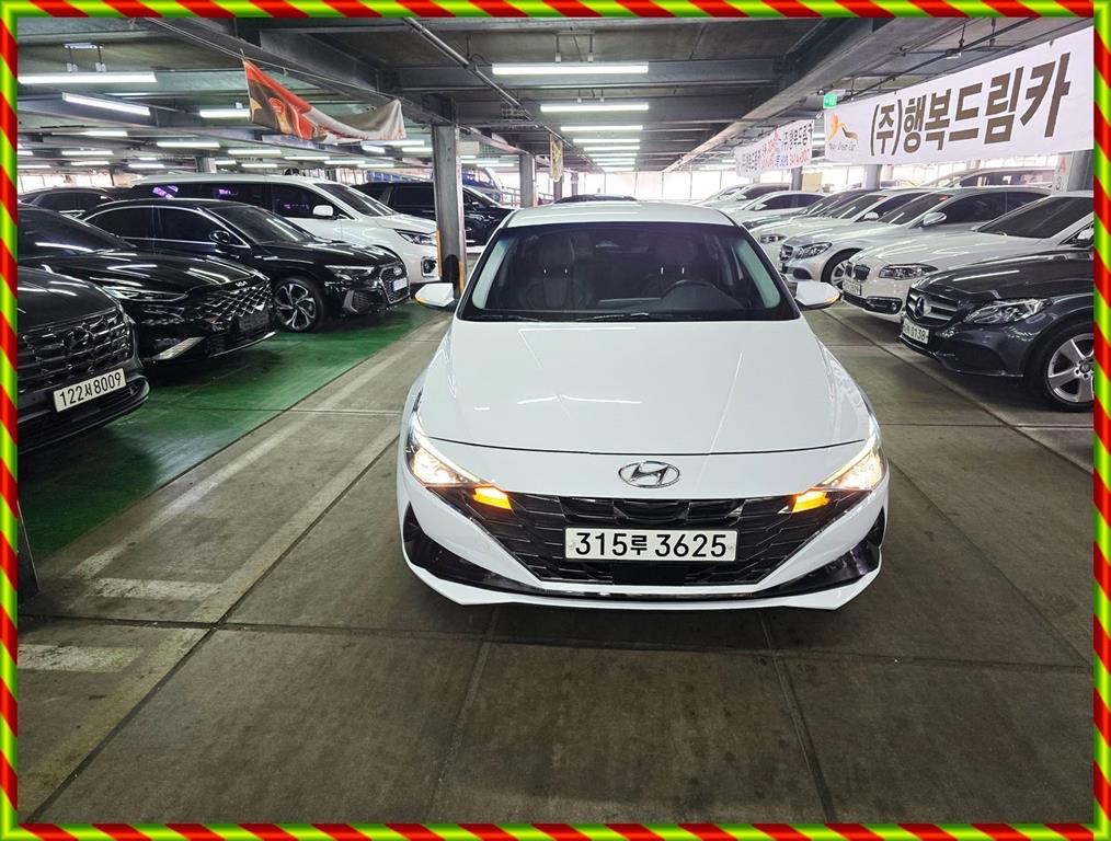 HYUNDAI Avante - Vista 4