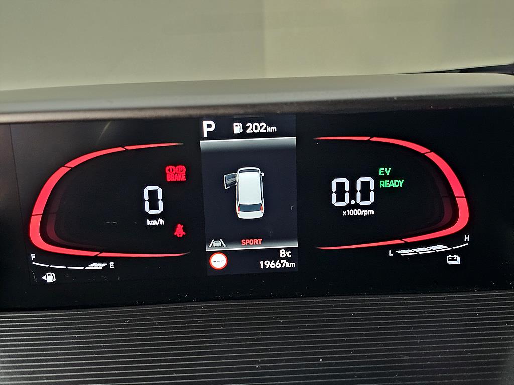 HYUNDAI Staria - Vista 7