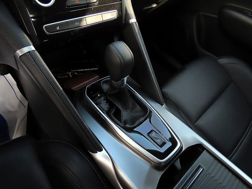 SAMSUNG QM6 - Vista 10