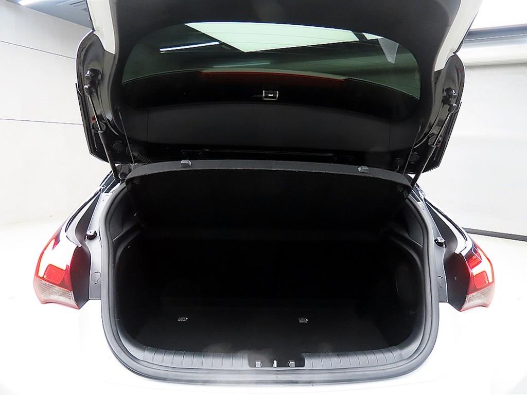 HYUNDAI Veloster 2019 Blanco - Importación desde Corea - HF Imports Iquique - Foto 18