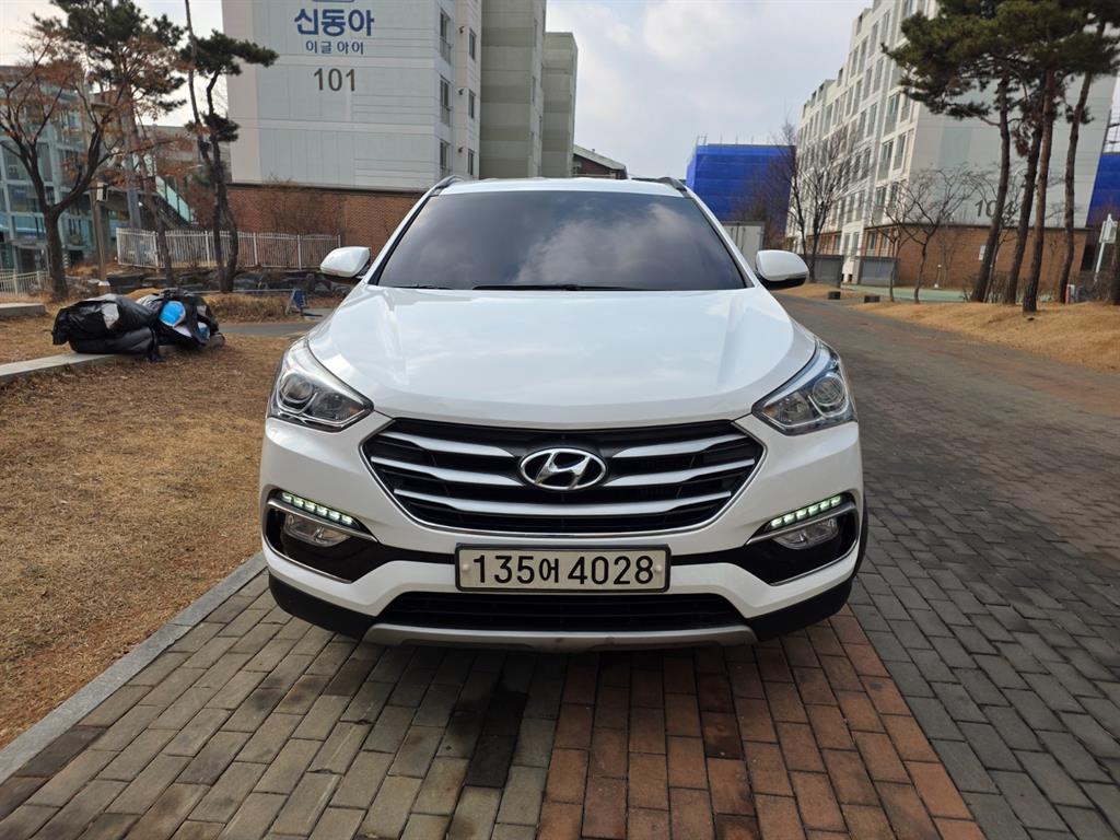 HYUNDAI Santa Fe 2016 Blanco - Importación desde Corea - HF Imports Iquique - Foto 1