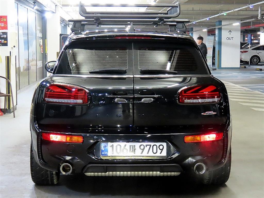 Mini Clubman - Vista 5