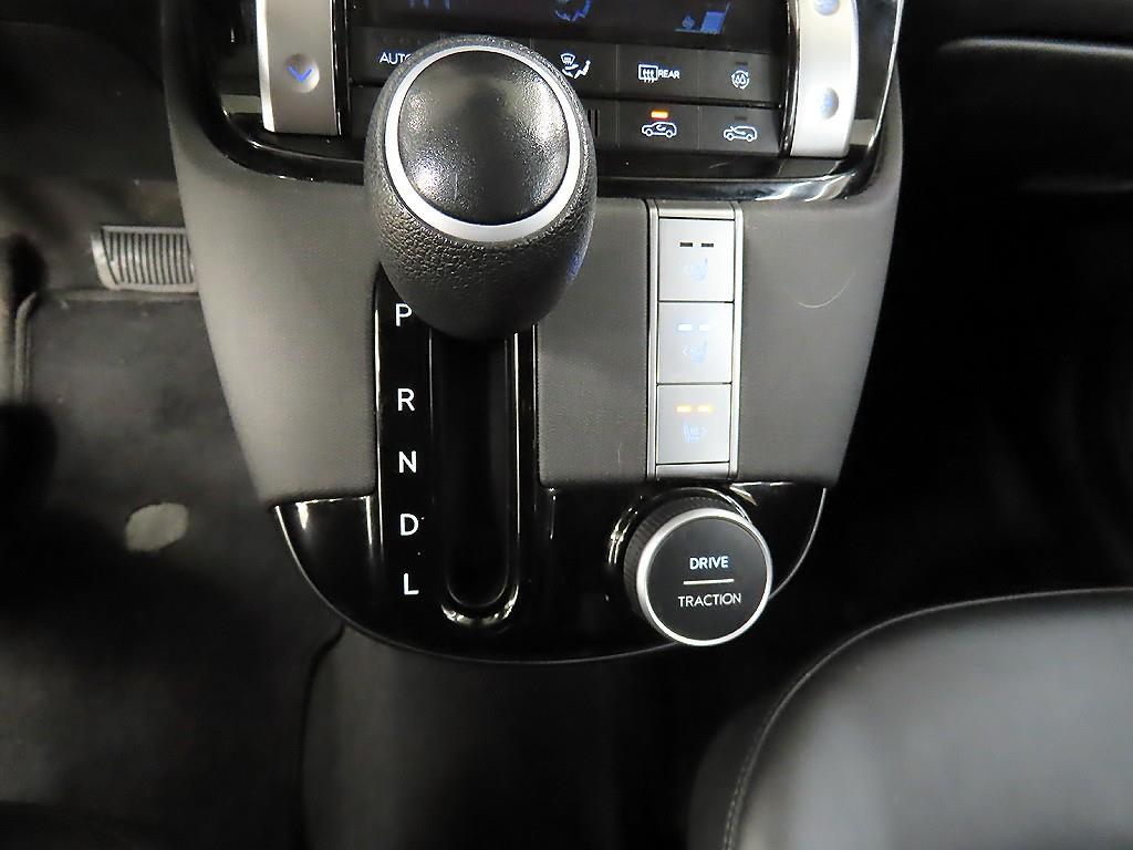 HYUNDAI Casper - Vista 10