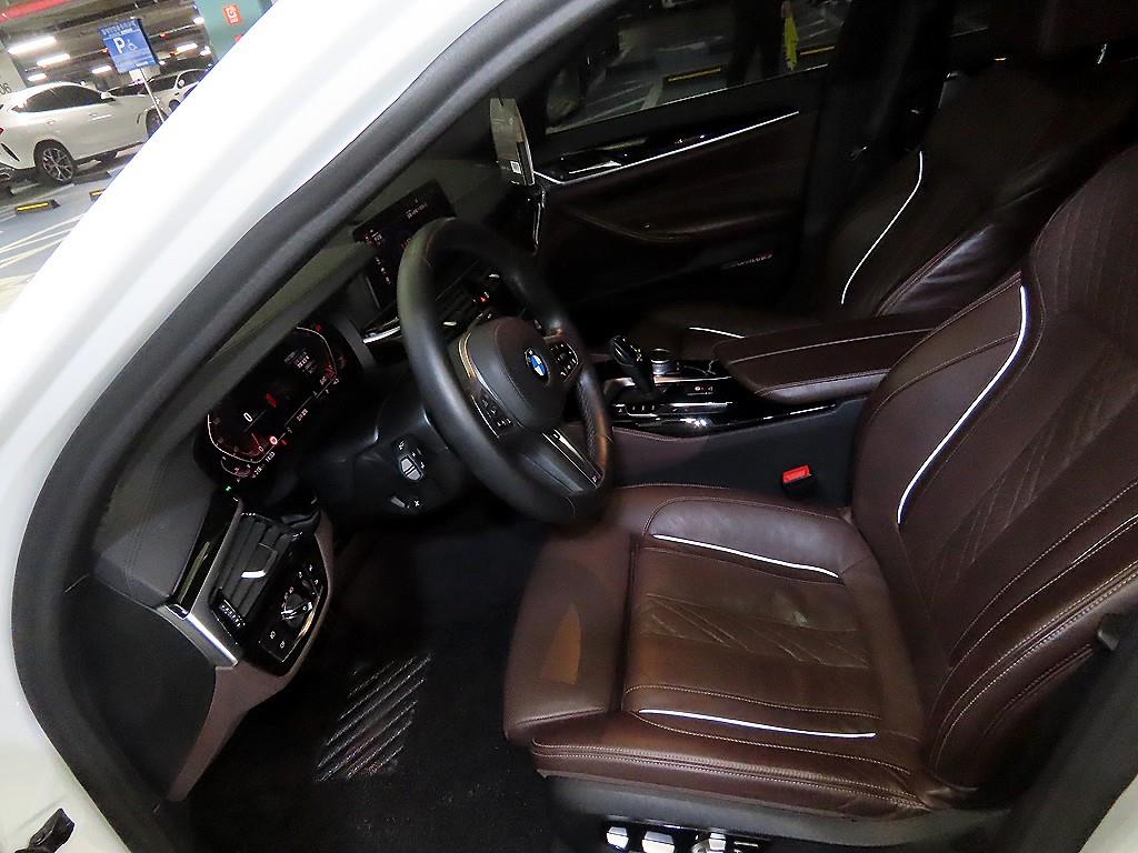 BMW 5 Series - Vista 6