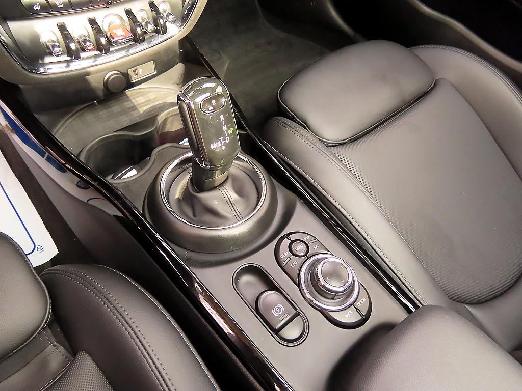 Mini Clubman - Vista 11