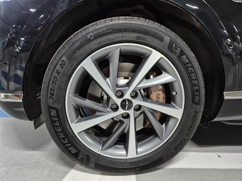 Genesis GV80 - Vista 5