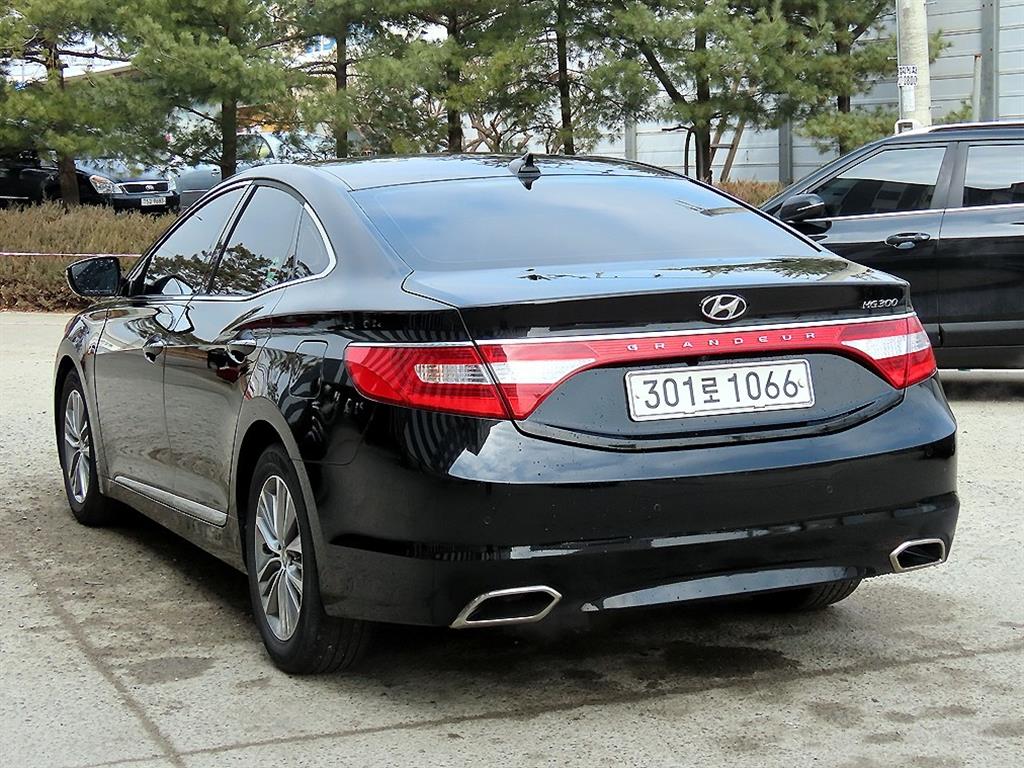 HYUNDAI Grandeur - Vista 3