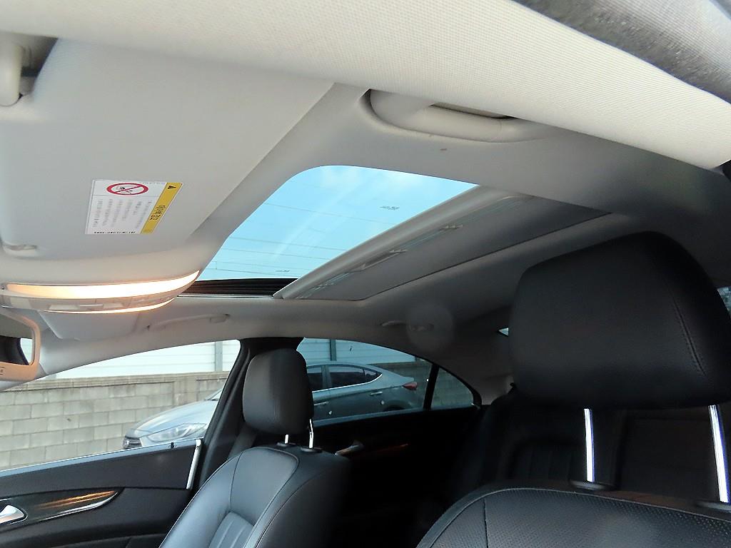 Mercedes Benz CLS Class 2016 Negro - Importación desde Corea - HF Imports Iquique - Foto 17