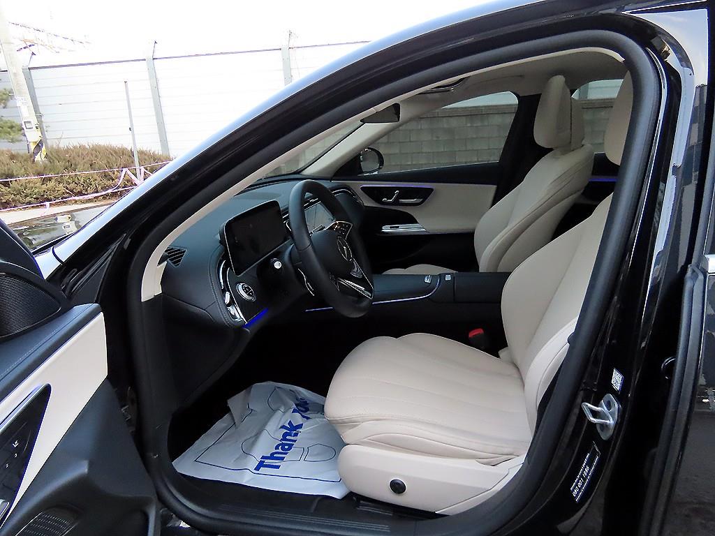 Mercedes Benz E class - Vista 5