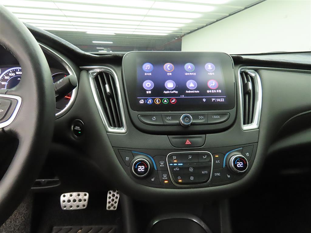 Chevrolet Malibu - Vista 10