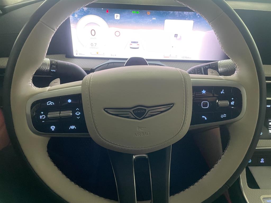 Genesis GV80 - Vista 7