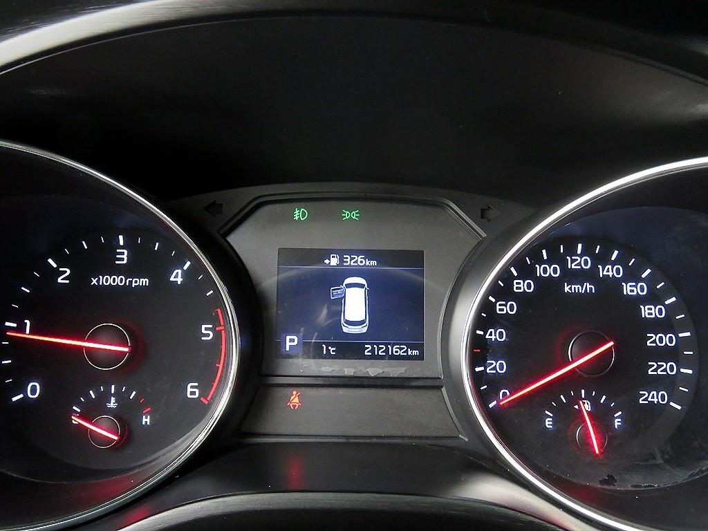 KIA Carnival 2019 Negro - Importación desde Corea - HF Imports Iquique - Foto 13