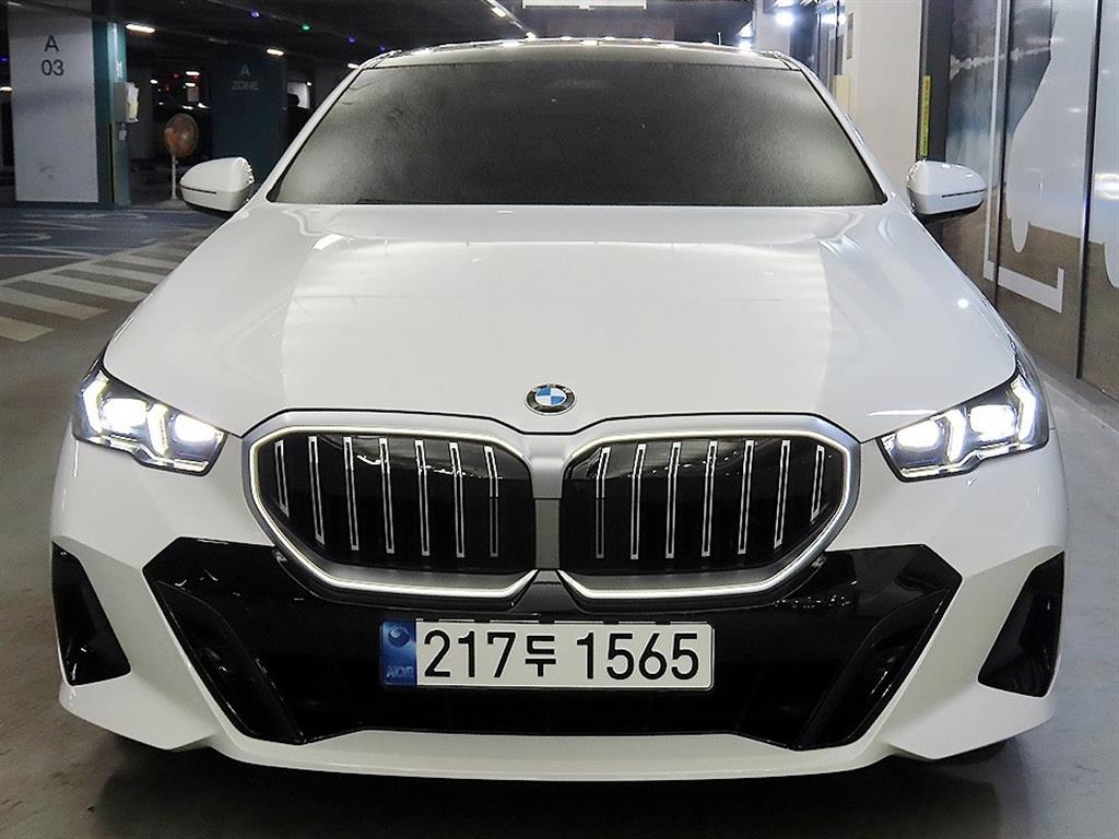 BMW 5 Series - Vista 2