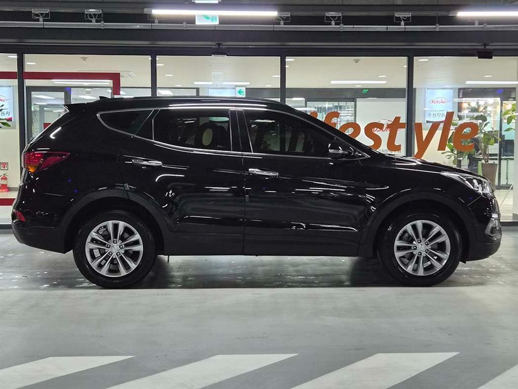 HYUNDAI Santa Fe - Vista 3
