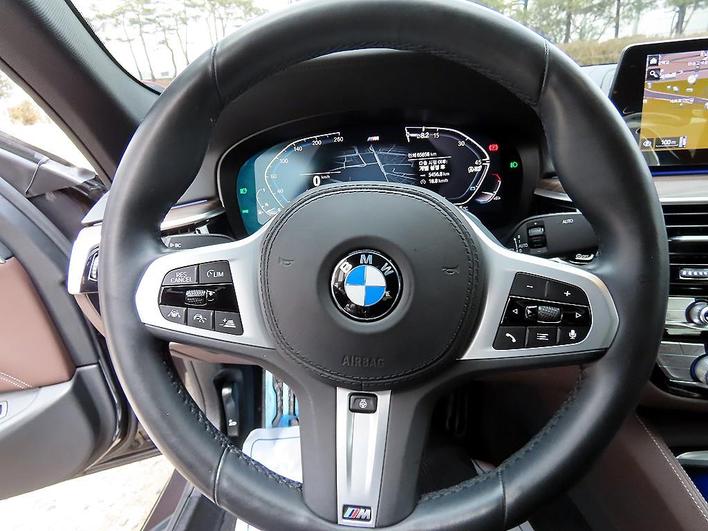 BMW 5 Series - Vista 8