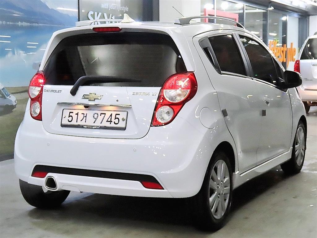 Chevrolet Spark - Vista 4