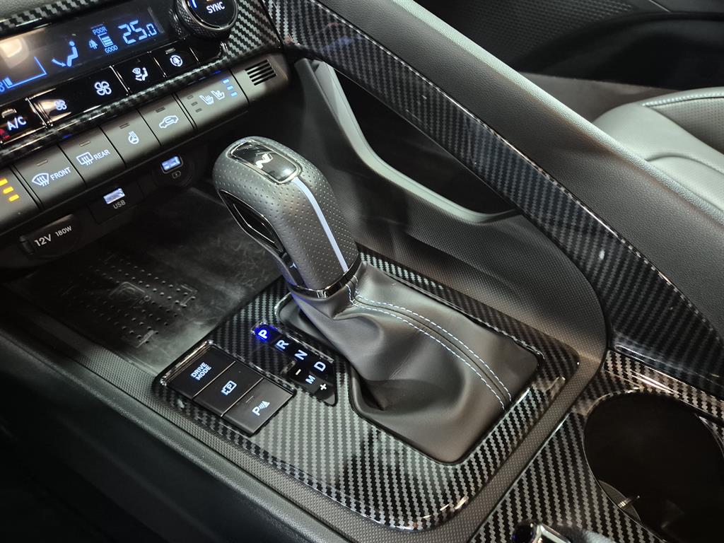 HYUNDAI Avante - Vista 11