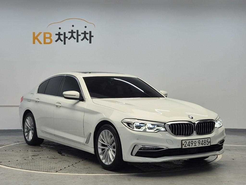 BMW 5 Series - Vista 4