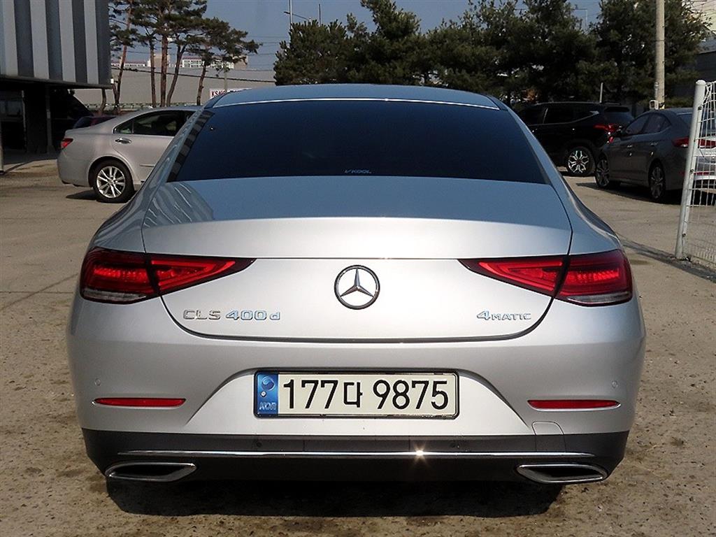 Mercedes Benz CLS Class - Vista 4