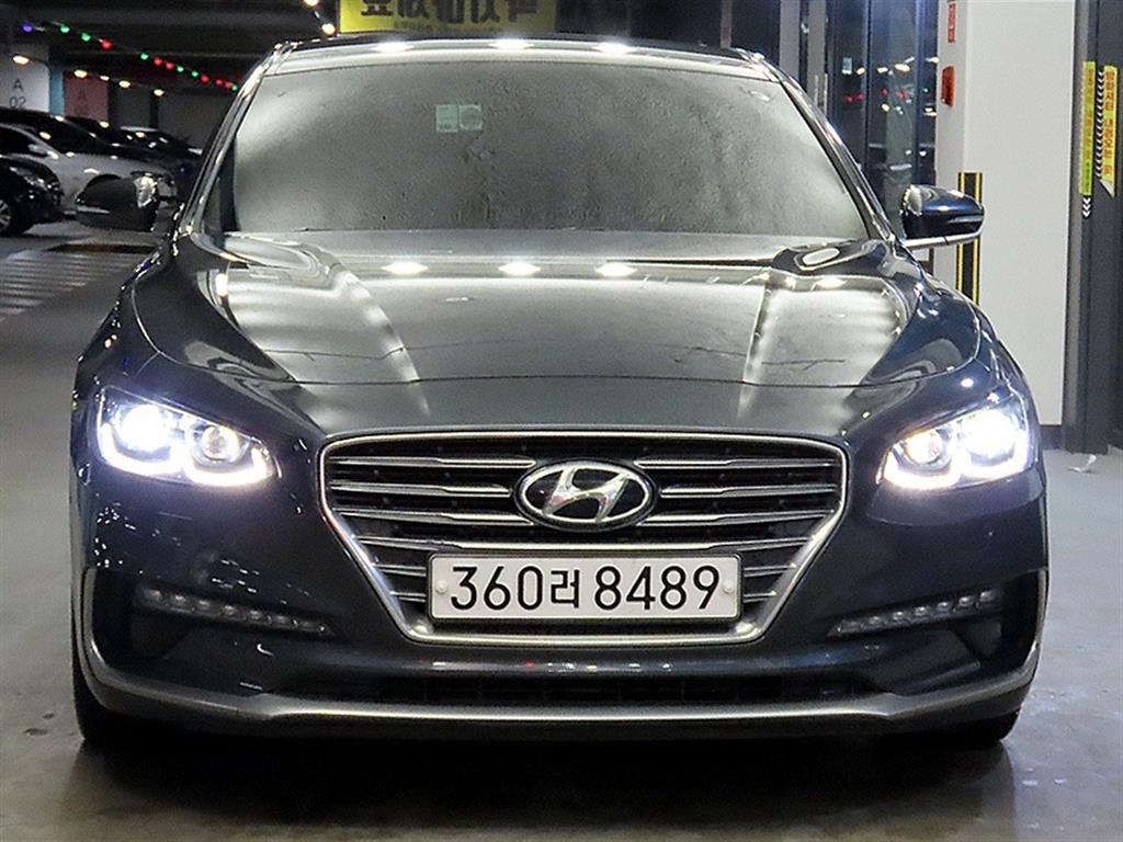 HYUNDAI Grandeur - Vista 2
