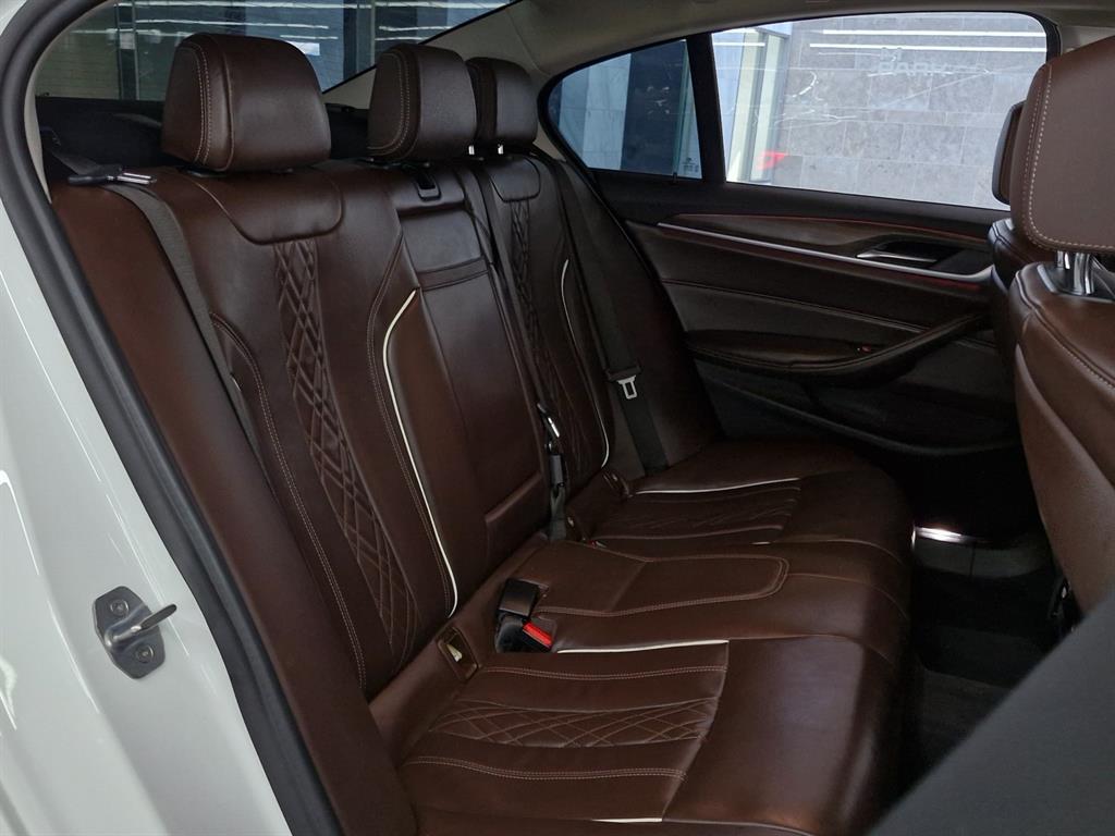 BMW 5 Series - Vista 10