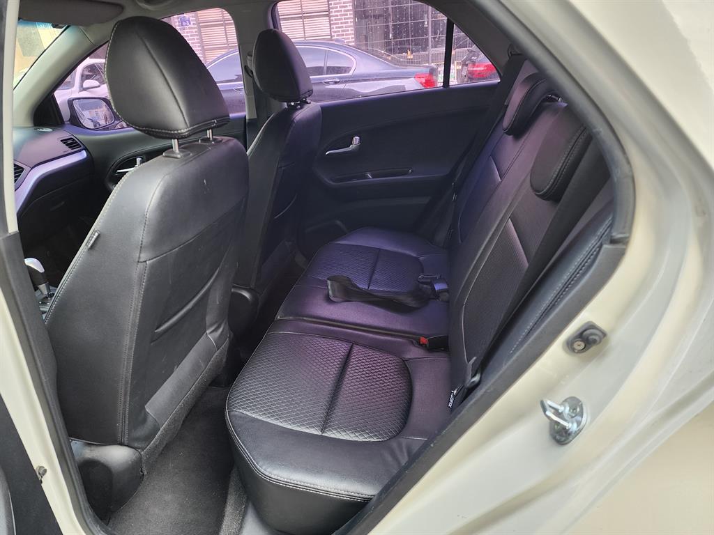 KIA Morning - Vista 8