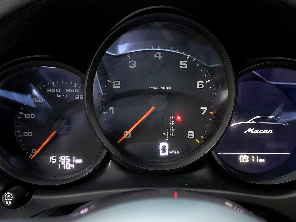 Porsche Macan - Vista 11