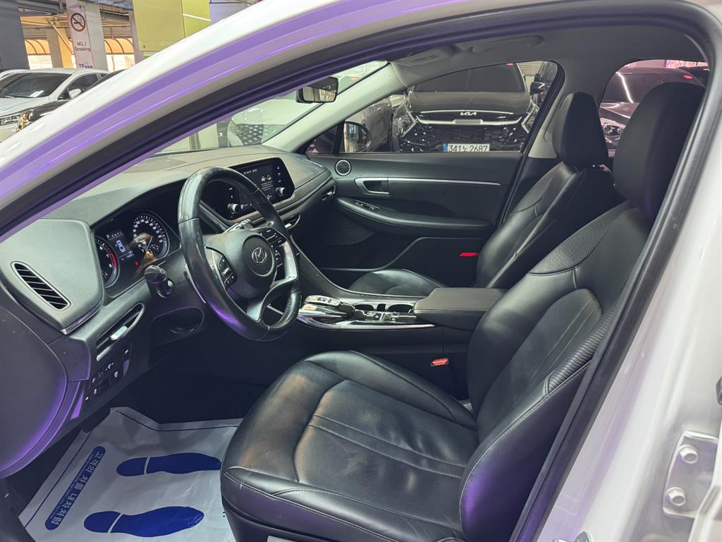 HYUNDAI Sonata - Vista 7