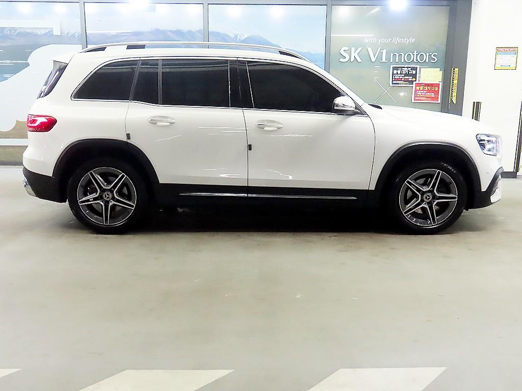 Mercedes Benz GLB Class - Vista 3